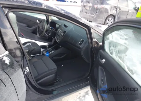 2017 Kia Forte Lx z USA, uszkodzony, nr VIN 3KPFL4A76HE080458